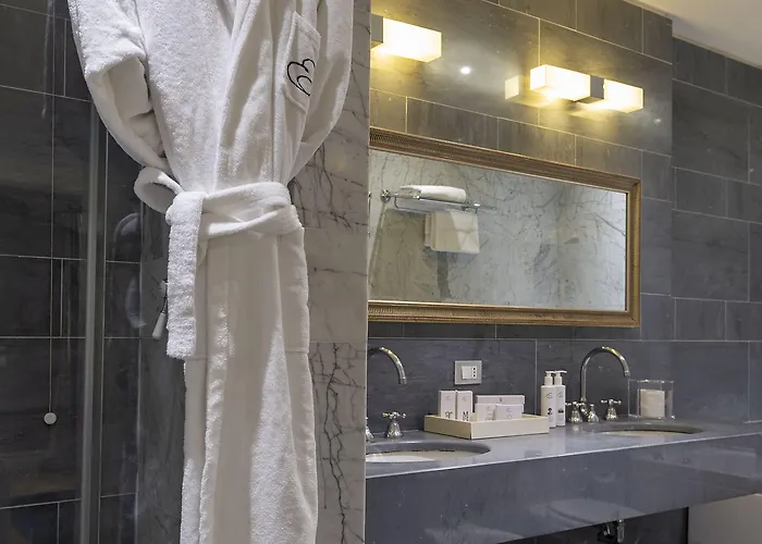 Отель Principe Torlonia 4*