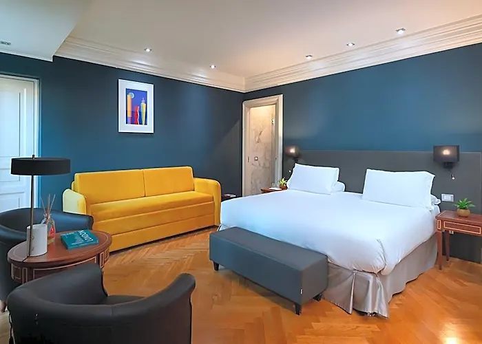 Отель Principe Torlonia 4*